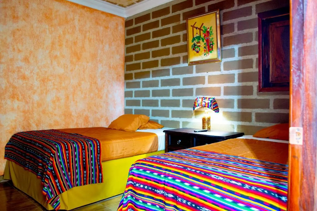 Casa San Miguel Arcangel Antigua